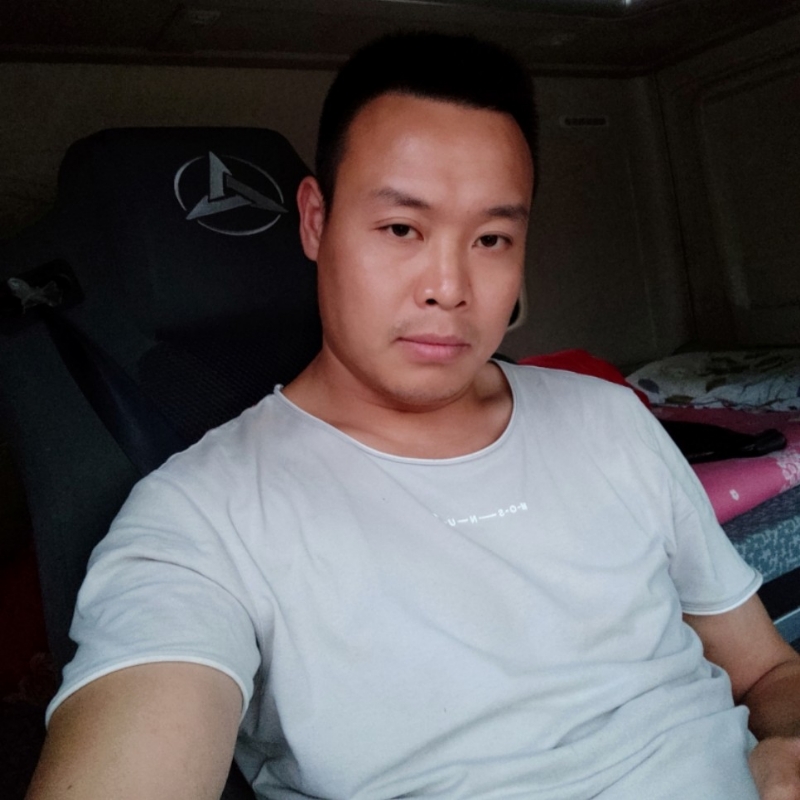 默默的第一张照片--平顶山相亲服务中心