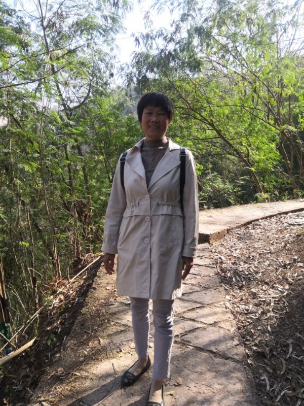 兰草的第一张照片--平顶山相亲服务中心