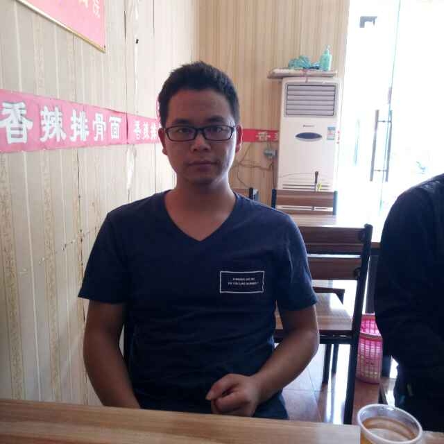 会哭的星星的第一张照片--平顶山相亲服务中心