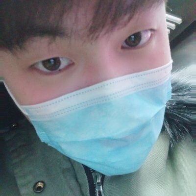 大学生的第一张照片--平顶山相亲服务中心