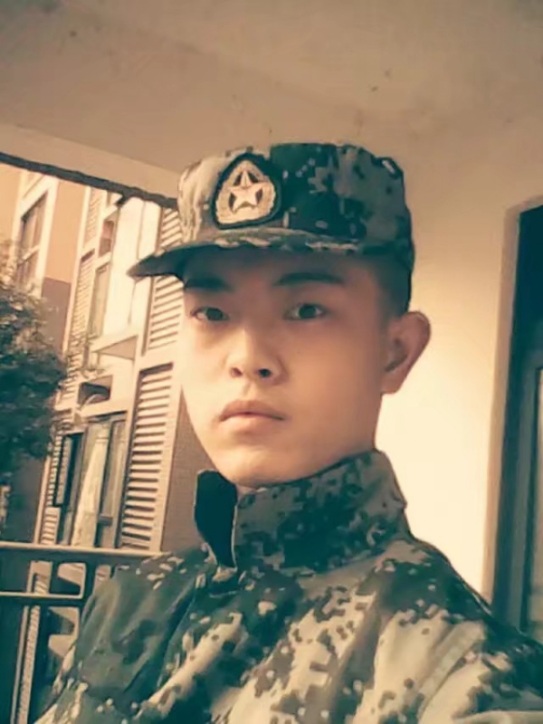 深情留给意中人aaaa的第一张照片--平顶山相亲服务中心