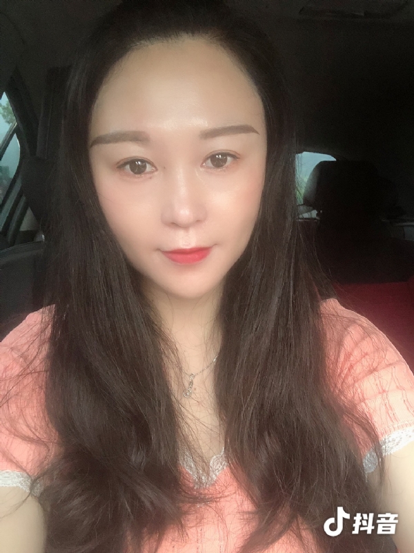 云云的第一张照片--平顶山相亲服务中心