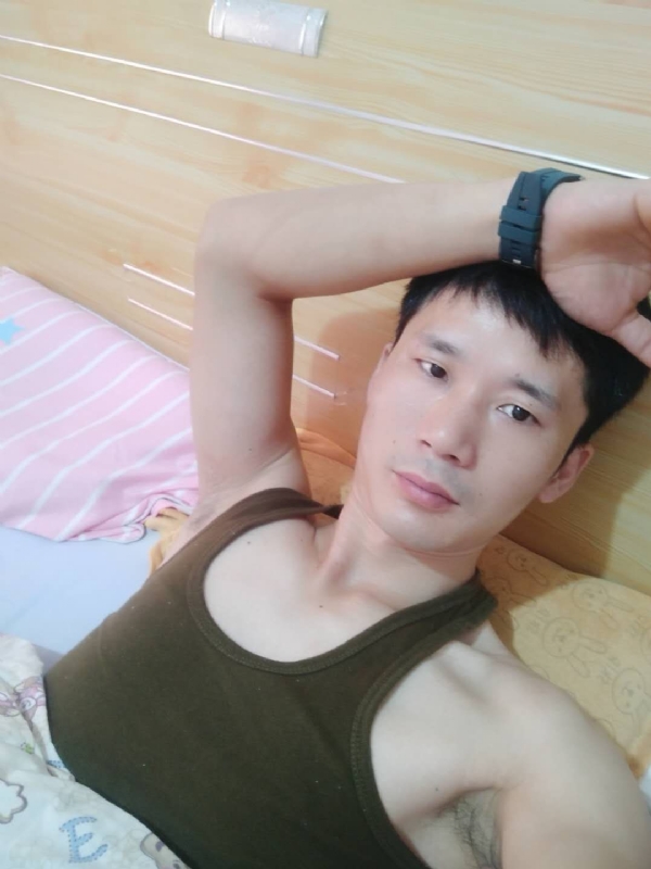 平凡之路的第一张照片--平顶山相亲服务中心