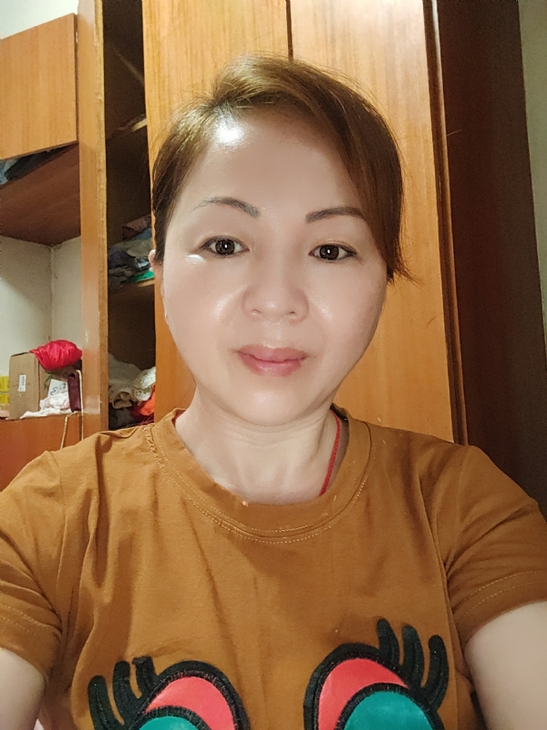 醉红颜的第一张照片--平顶山相亲服务中心