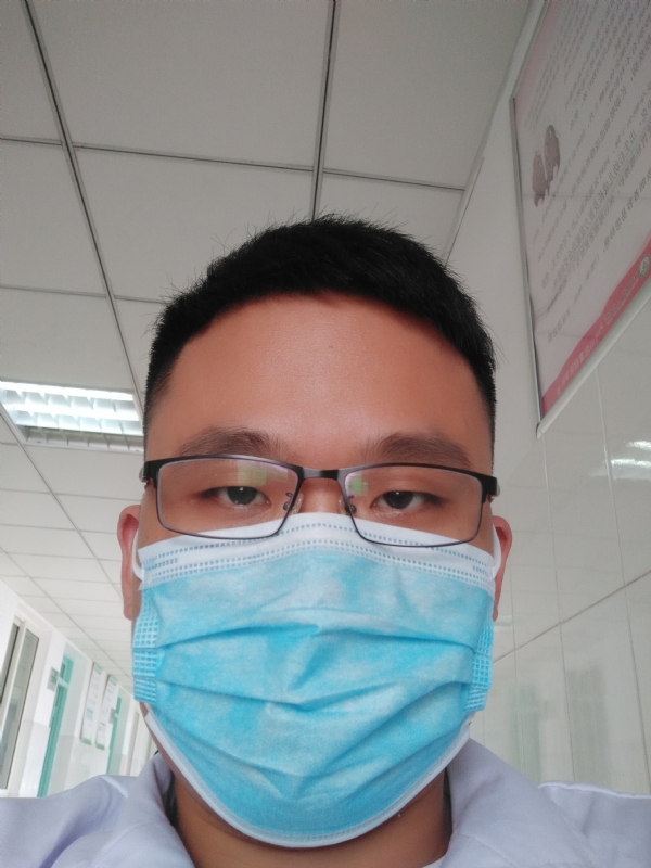 风轻云淡的第一张照片--平顶山相亲服务中心