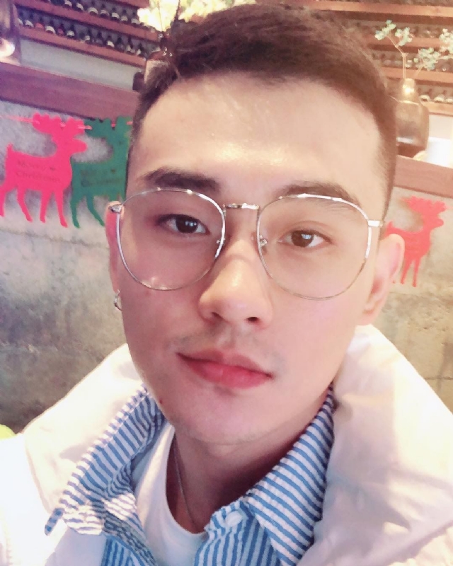 胡强很孤单的第一张照片--平顶山相亲服务中心