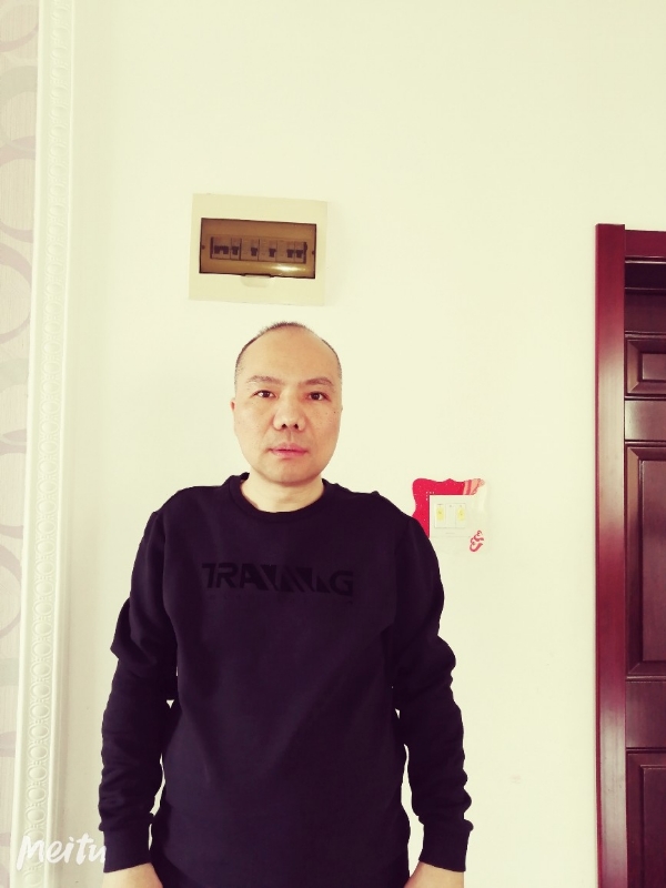 酒香四溢的第四张照片--平顶山相亲服务中心