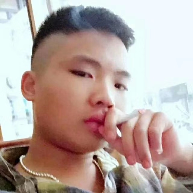 比比曾_的第一张照片--平顶山相亲服务中心