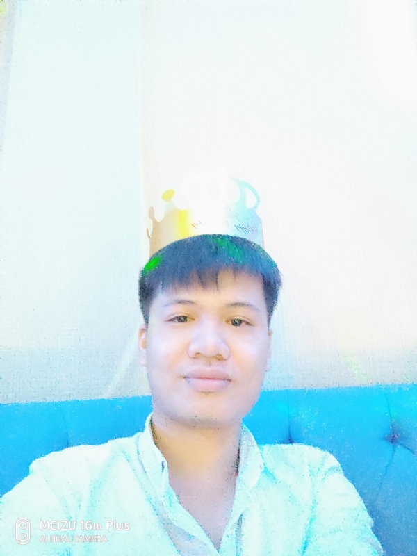 寻找另一半的第一张照片--平顶山相亲服务中心