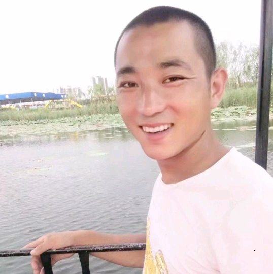 为你等候的第二张照片--平顶山相亲服务中心