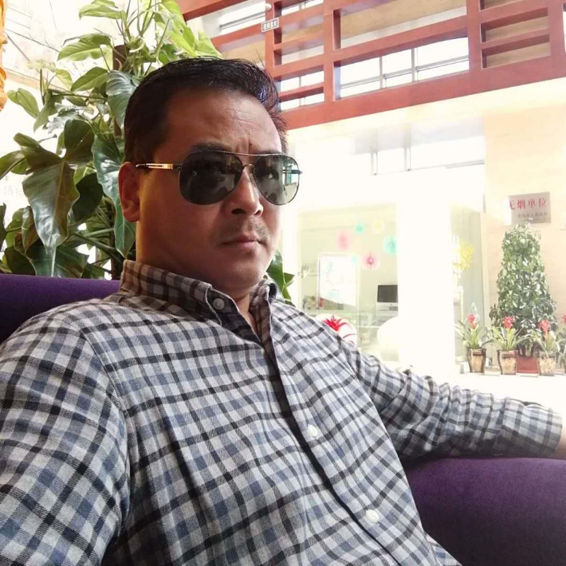 雪豹的第一张照片--平顶山相亲服务中心