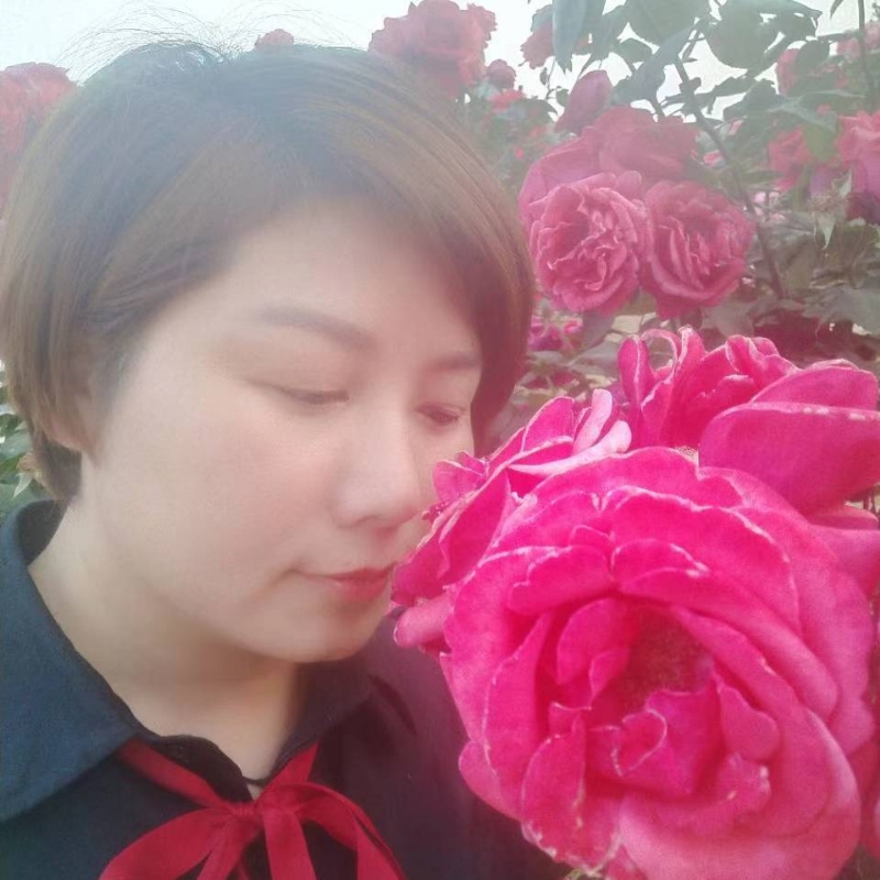 潇潇雨歌的第一张照片--平顶山相亲服务中心