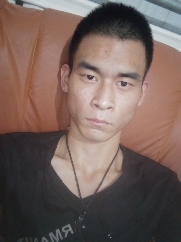 单身狗一枚的第三张照片--平顶山相亲服务中心