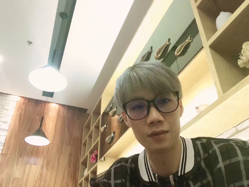 黄峰的第一张照片--平顶山相亲服务中心