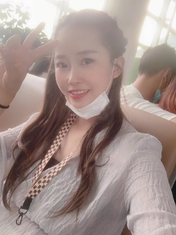 宁乙的第二张照片--平顶山相亲服务中心