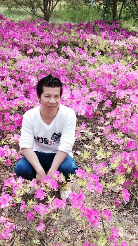 云淡风轻的第一张照片--平顶山相亲服务中心