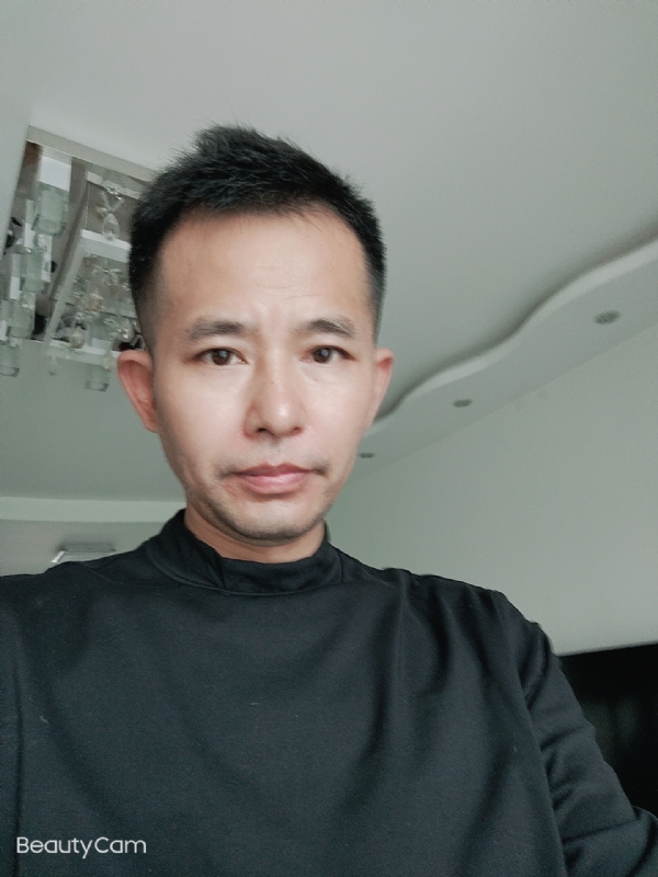 相伴今生的第一张照片--平顶山相亲服务中心