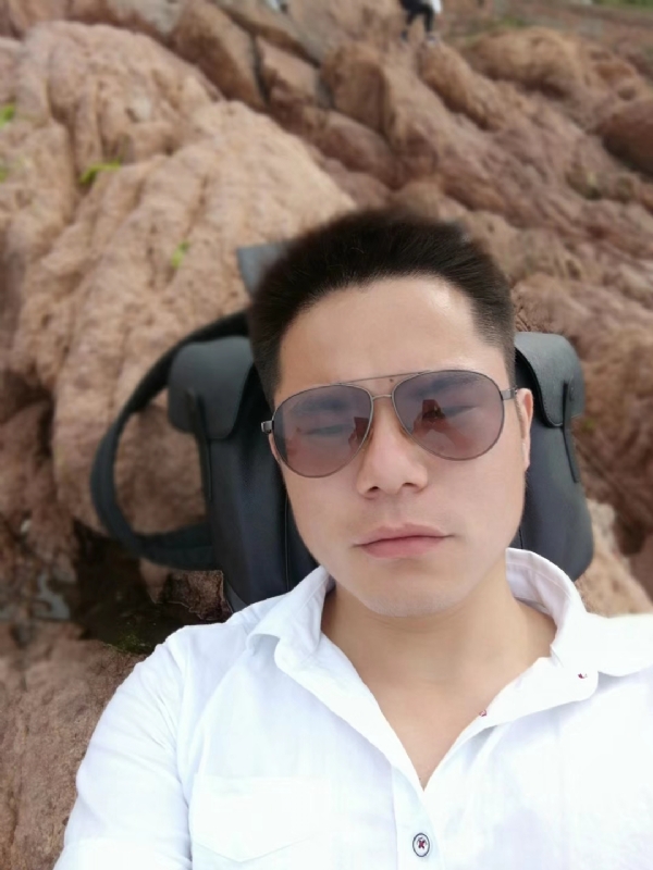 易听的第一张照片--平顶山相亲服务中心