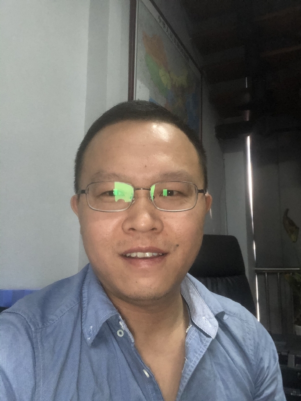 小吴的第一张照片--平顶山相亲服务中心