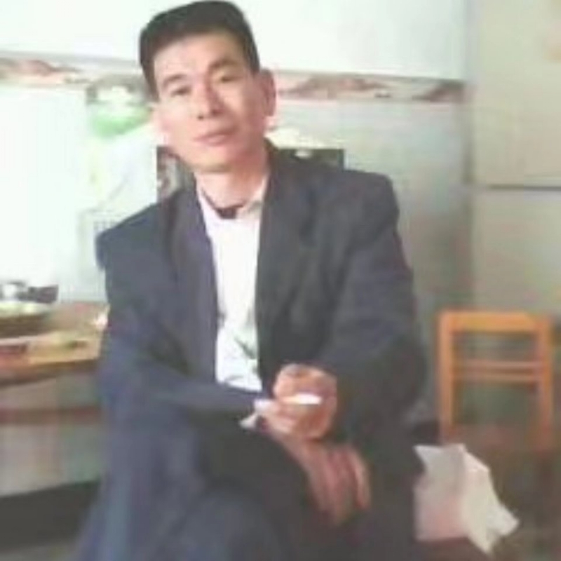 阳光照耀的第一张照片--平顶山相亲服务中心