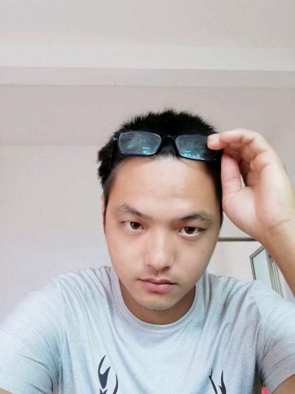 坤坤的第一张照片--平顶山相亲服务中心