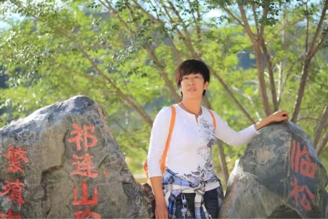 弱水河边青春草的第一张照片--平顶山相亲服务中心