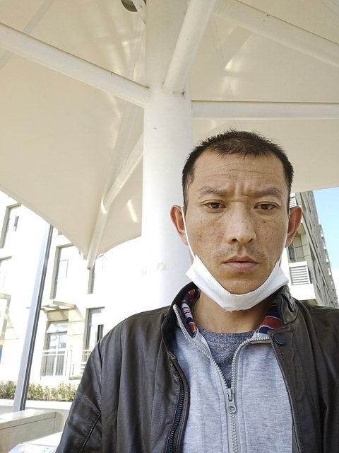 孤狼的第一张照片--平顶山相亲服务中心