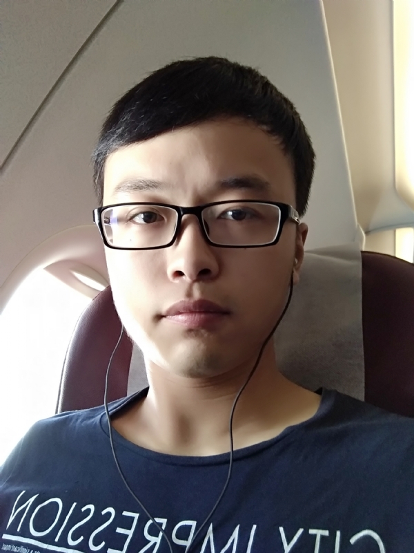 在水一方的第二张照片--平顶山相亲服务中心