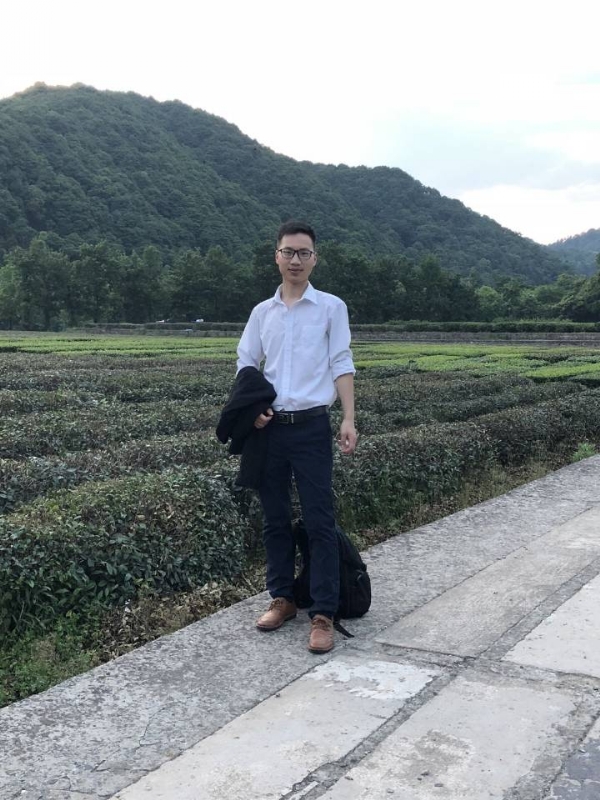 盛夏果实的第一张照片--平顶山相亲服务中心