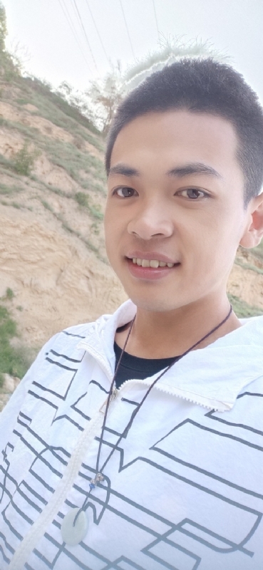 小辉的第一张照片--平顶山相亲服务中心