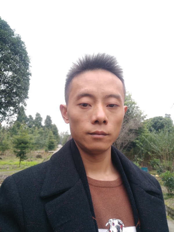 携手白头的第二张照片--平顶山相亲服务中心