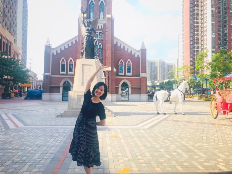 小容的第三张照片--平顶山相亲服务中心