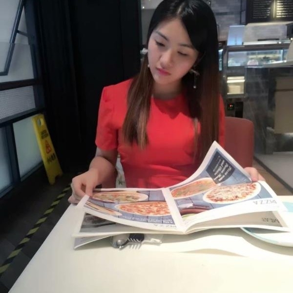 小雪的第一张照片--平顶山相亲服务中心