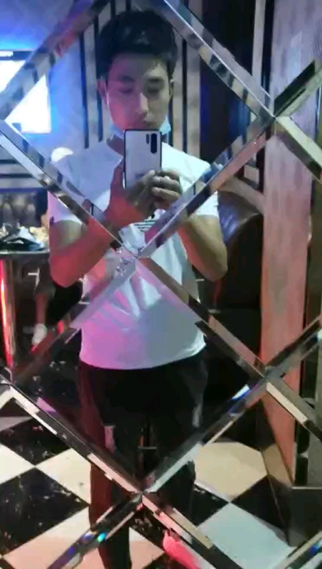 暖心的第一张照片--平顶山相亲服务中心