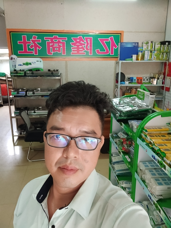 亿隆的第一张照片--平顶山相亲服务中心