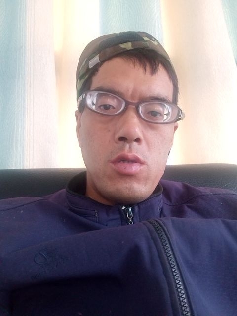 等待有缘人的第一张照片--平顶山相亲服务中心