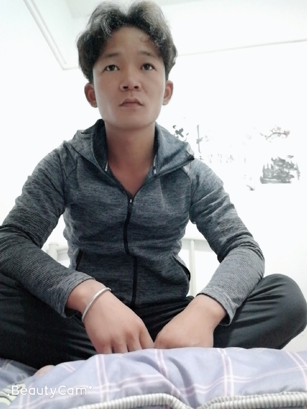 东浩学长的第一张照片--平顶山相亲服务中心