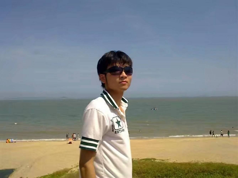 阿俊的第一张照片--平顶山相亲服务中心