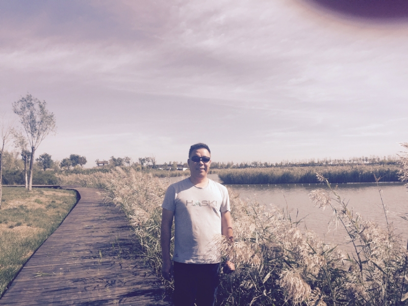 卓哥的第一张照片--平顶山相亲服务中心