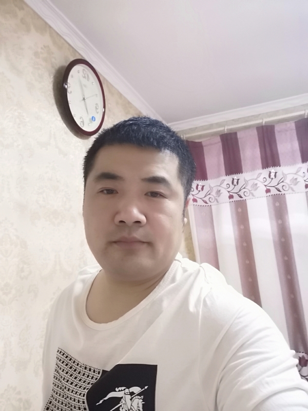 爱你的眼睛的第一张照片--平顶山相亲服务中心