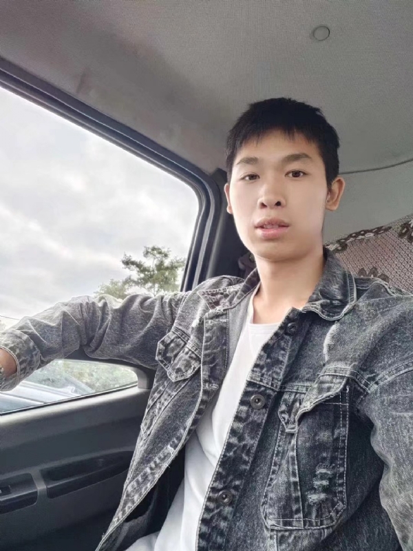 康康的第一张照片--平顶山相亲服务中心