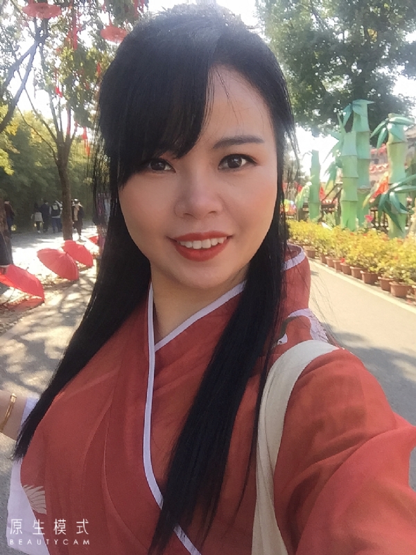 妮妮的第一张照片--平顶山相亲服务中心