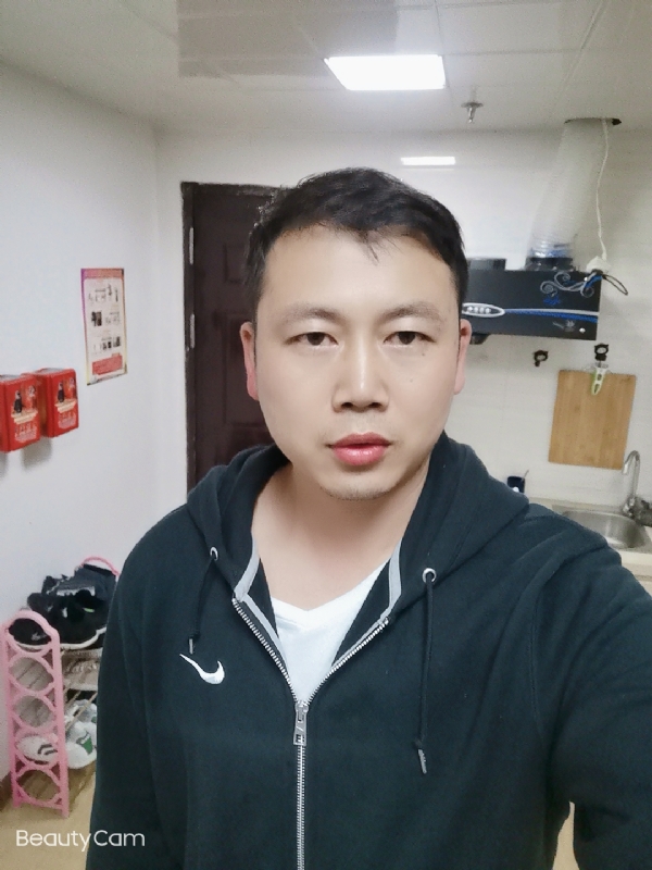 暖暖的风的第一张照片--平顶山相亲服务中心