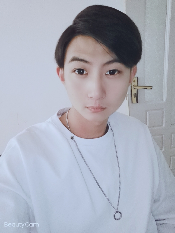 漠然的第五张照片--平顶山相亲服务中心