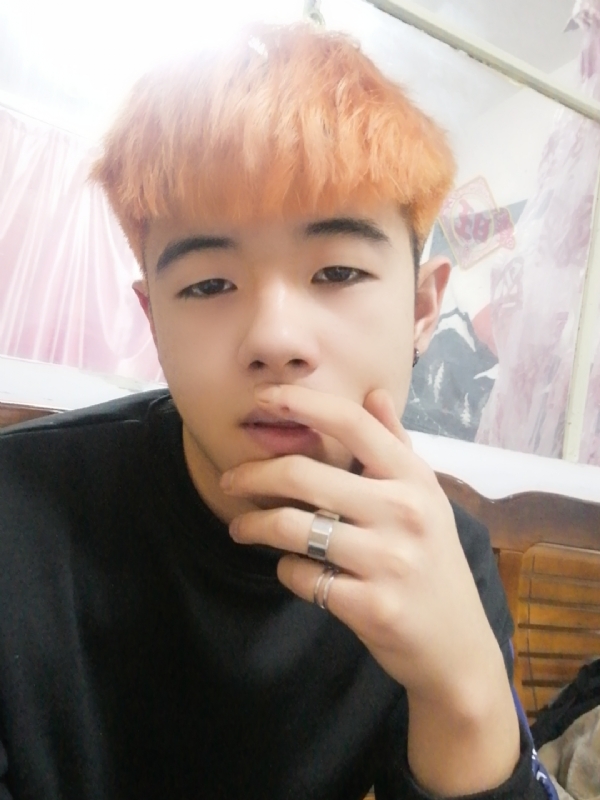 钟宇诗的第一张照片--平顶山相亲服务中心