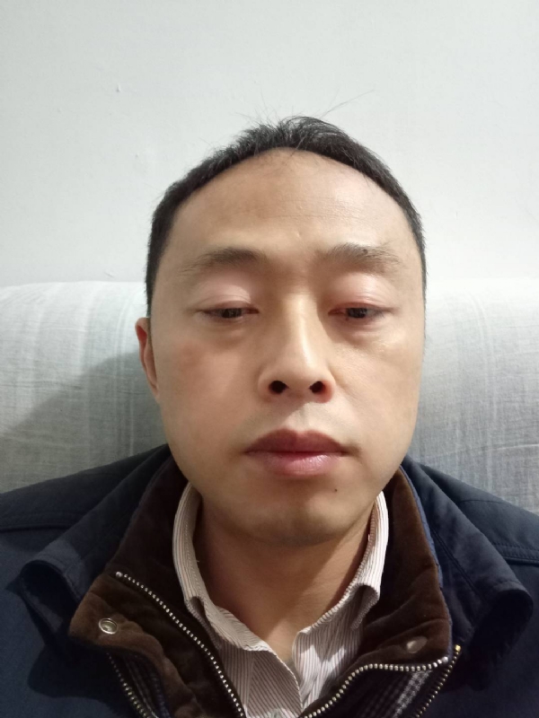 阳光的第一张照片--平顶山相亲服务中心