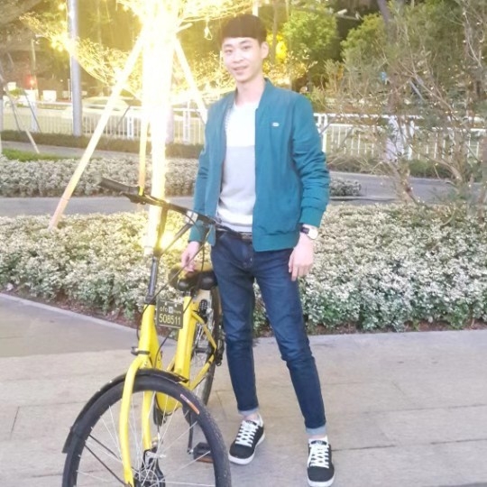 李伟的第一张照片--平顶山相亲服务中心