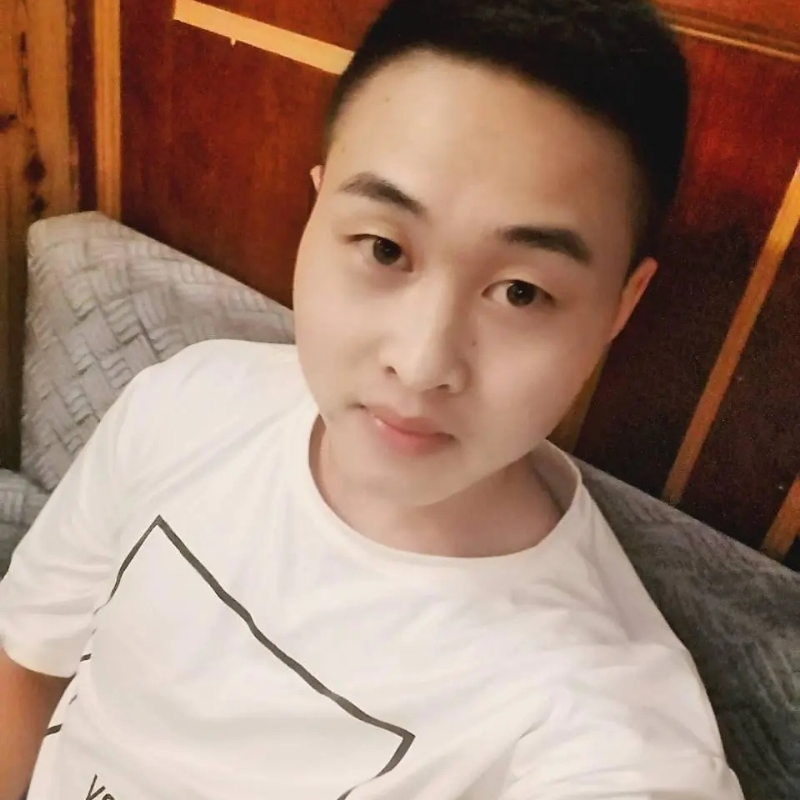 娃娃脸小爸爸的第一张照片--平顶山相亲服务中心