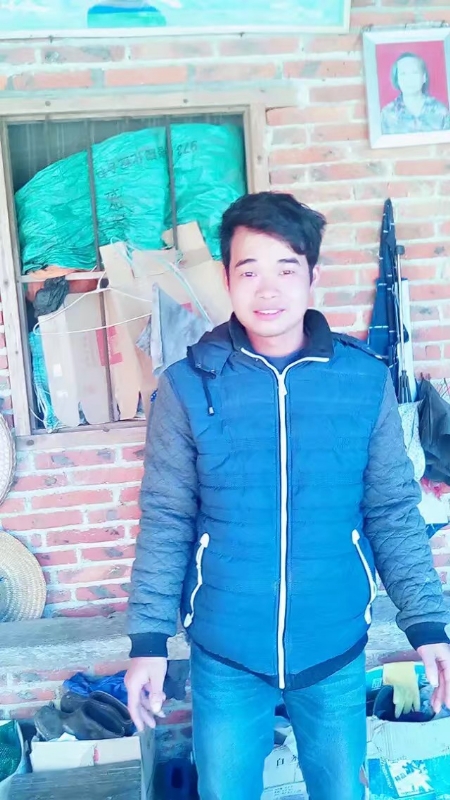 晴天的第二张照片--平顶山相亲服务中心