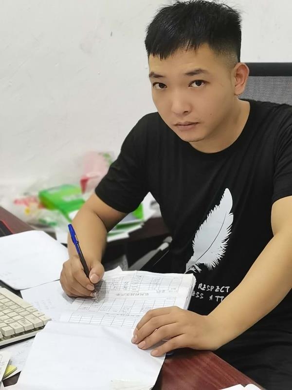 寻找另一伴的第一张照片--平顶山相亲服务中心